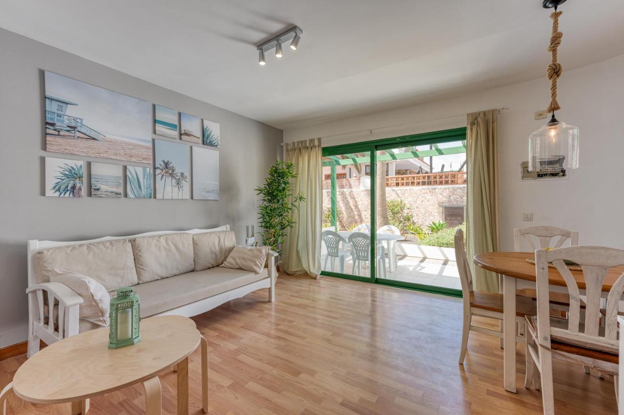 Homeforguest Apartment With Pool And Terrace 1 Min From The Beach Corralejo Exterior photo
